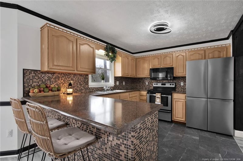 1299 Exeter Ln, Fayetteville, NC 28314