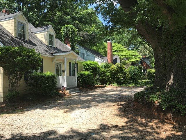 13 Bagwell Ave, Raleigh, NC 27607