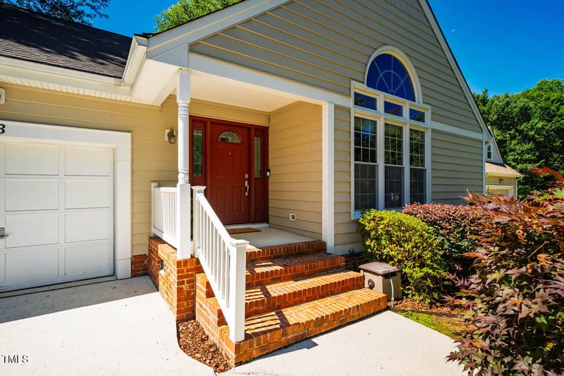 13 Boxwood Dr, Durham, NC 27713