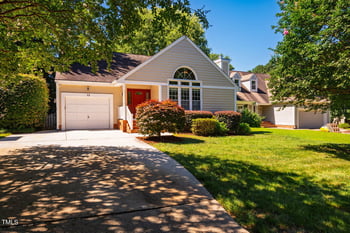13 Boxwood Dr, Durham, NC 27713