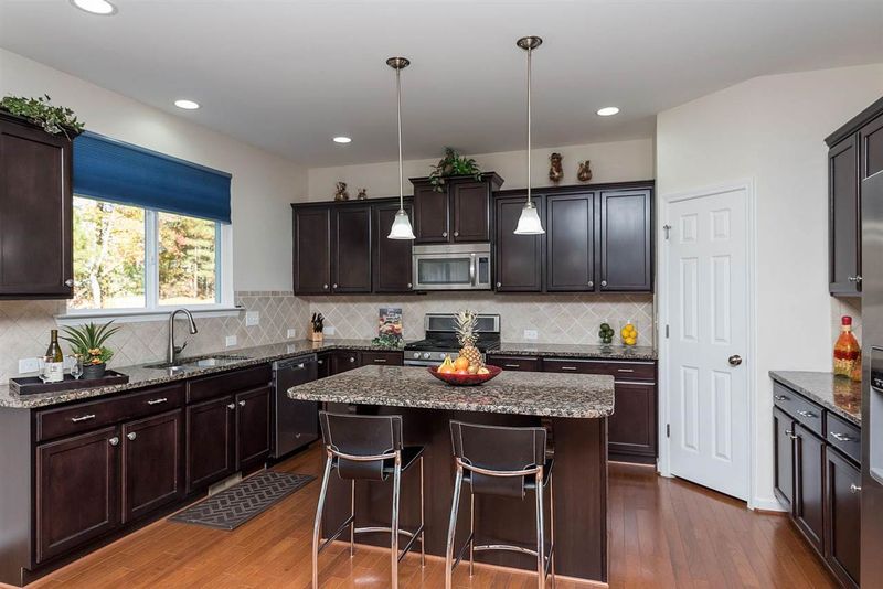 13 Brightfield Ln, Durham, NC 27712
