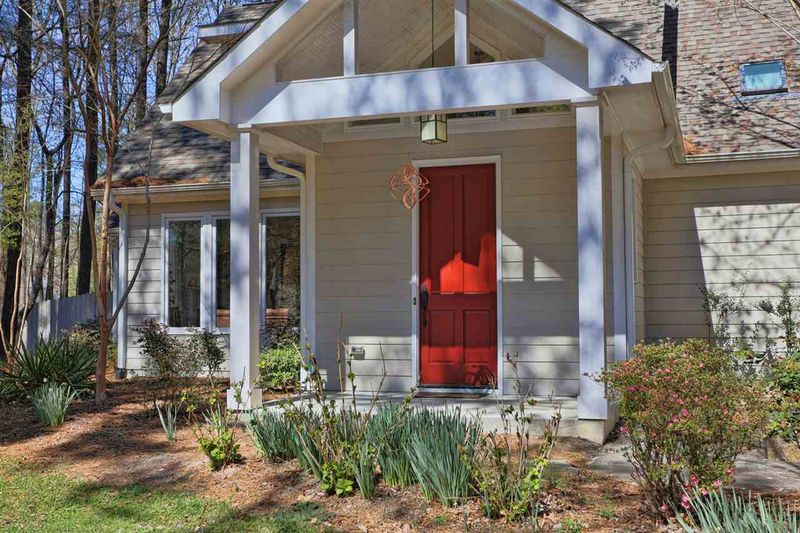13 Burnwood Pl, Chapel Hill, NC 27517
