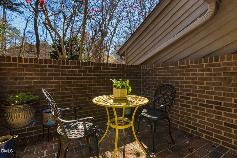 13 Creekview Ln, Durham, NC 27705