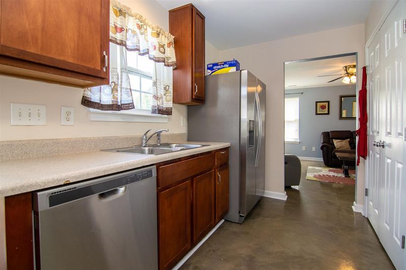 13 Crimson Clover Ct, Durham, NC 27704