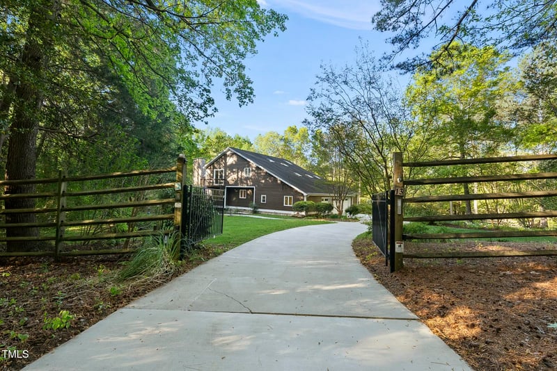 13 Crosswinds Estates Dr, Pittsboro, NC 27312
