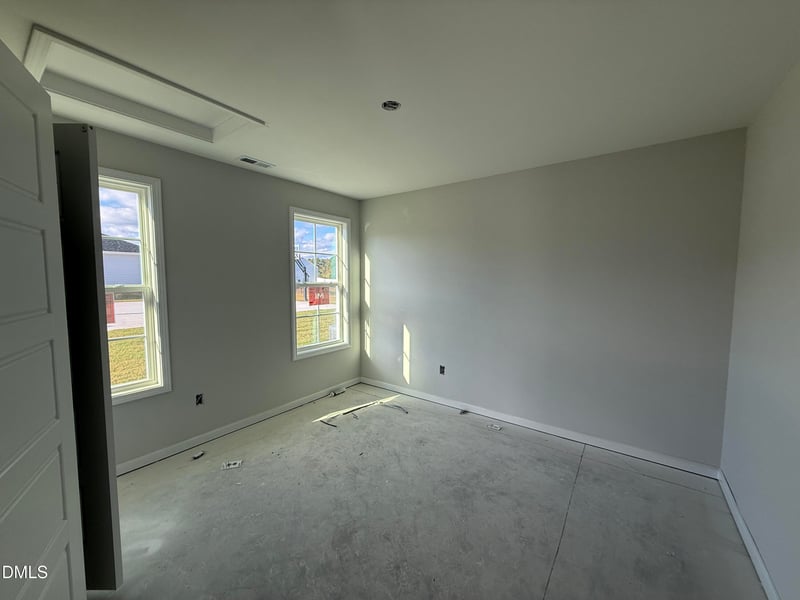 13 Emily Gardens Dr, Selma, NC 27576