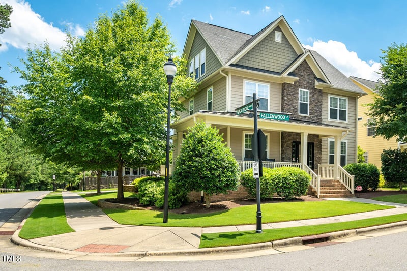 13 Fallenwood Ln, Chapel Hill, NC 27516