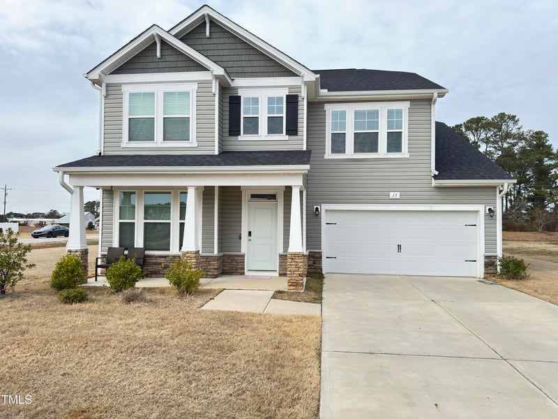 13 Knotty Pine Ln, Clayton, NC 27520
