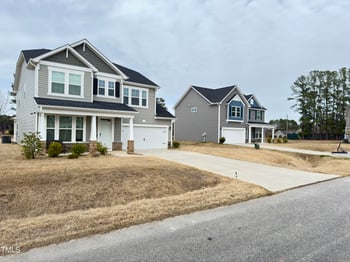 13 Knotty Pine Ln, Clayton, NC 27520
