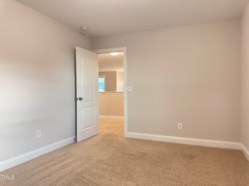13 Knotty Pine Ln, Clayton, NC 27520