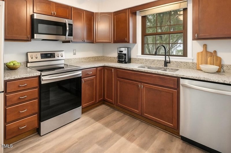 13 Patriot Cir, Durham, NC 27704