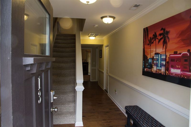 13 Prairie View Ct, Durham, NC 27703
