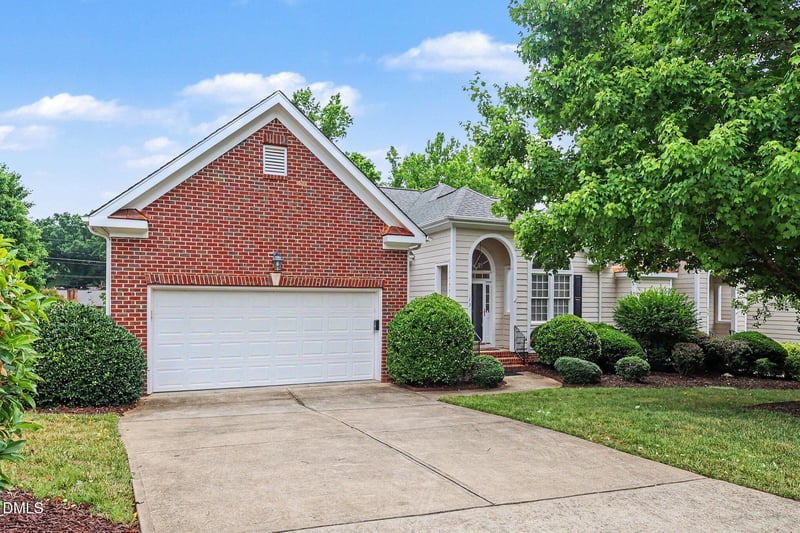 13 York Woods Pl, Durham, NC 27705