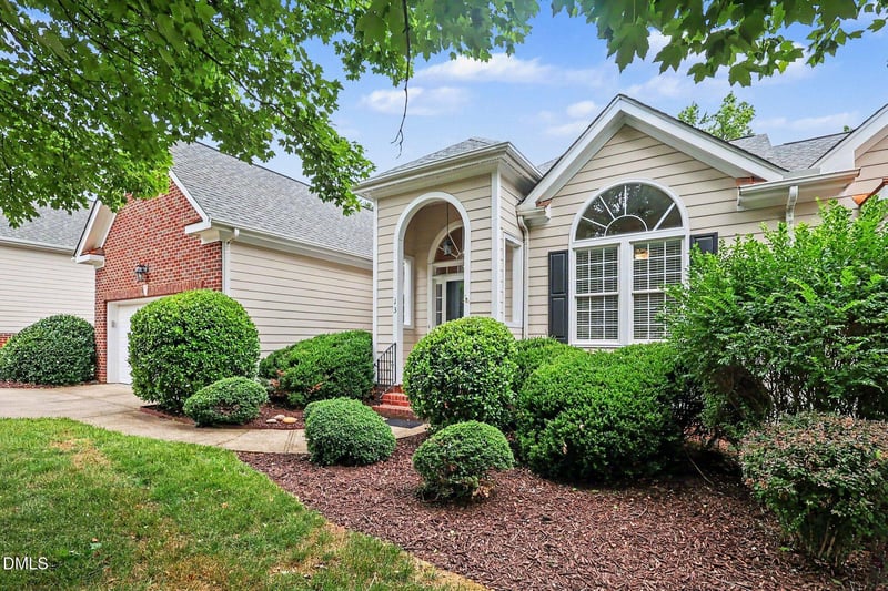 13 York Woods Pl, Durham, NC 27705