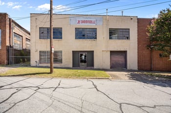 130 5th St, Burlington, NC 27215