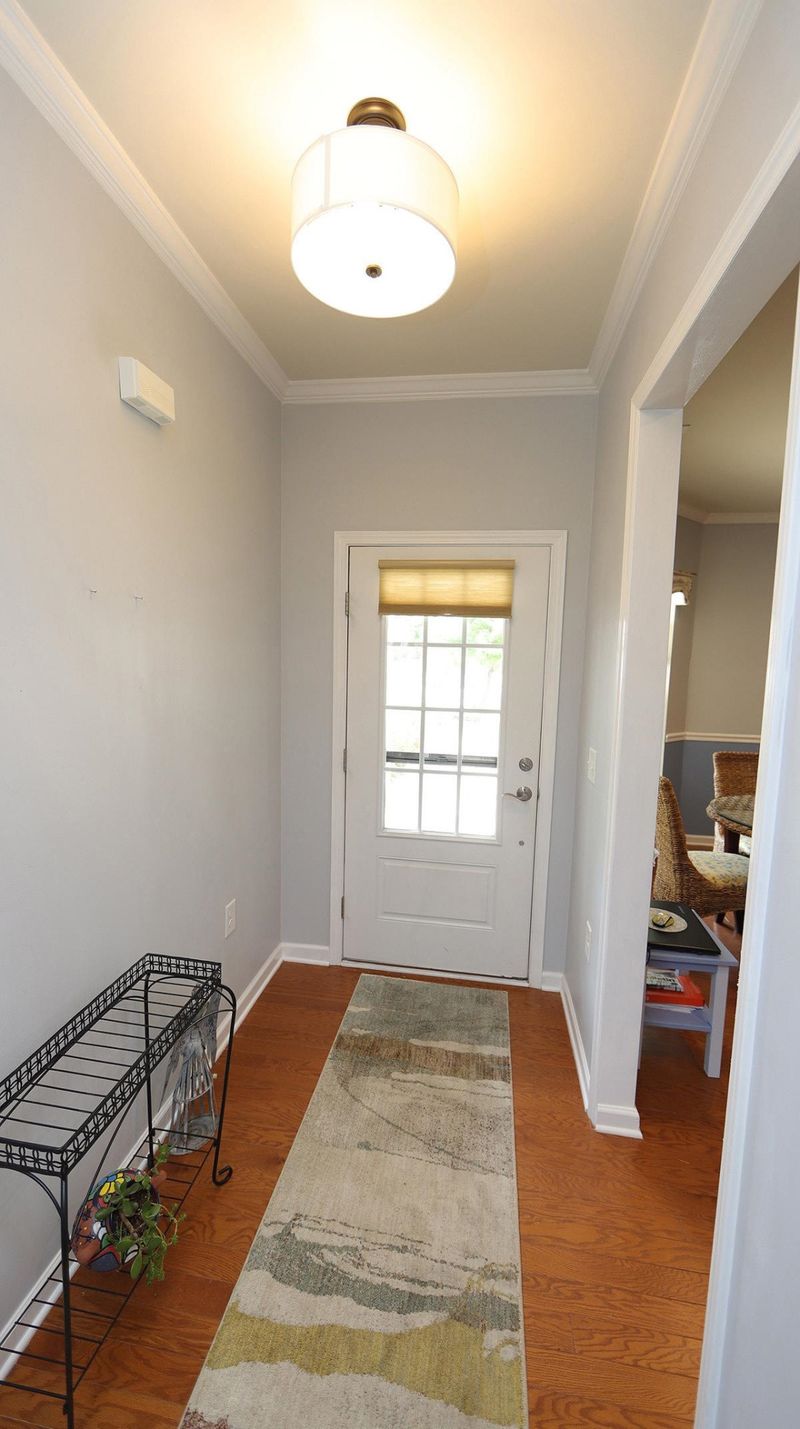 130 Arvind Oaks Cir, Cary, NC 27519