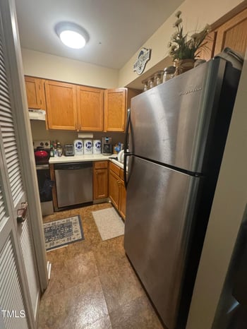 130 Beechwood Dr, Carrboro, NC 27510