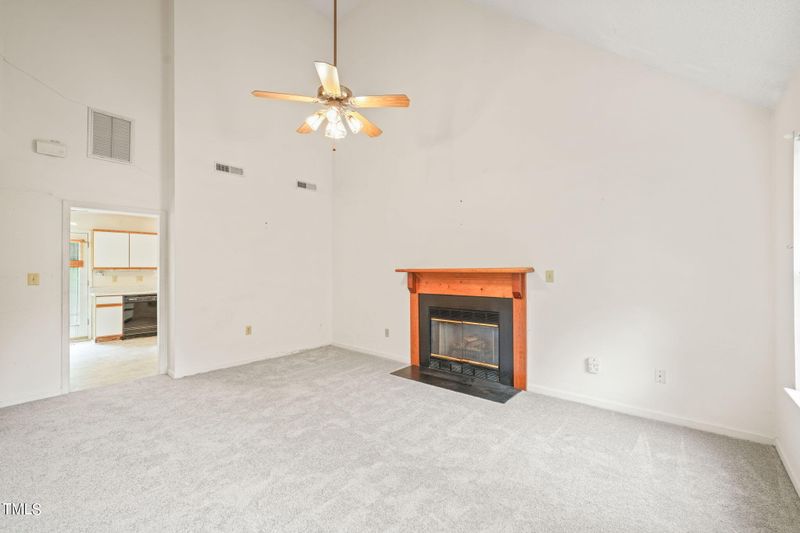 130 Celeste Cir, Chapel Hill, NC 27517