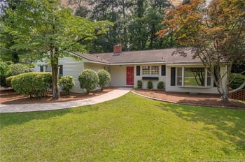 130 Churchill Dr, Fayetteville, NC 28303