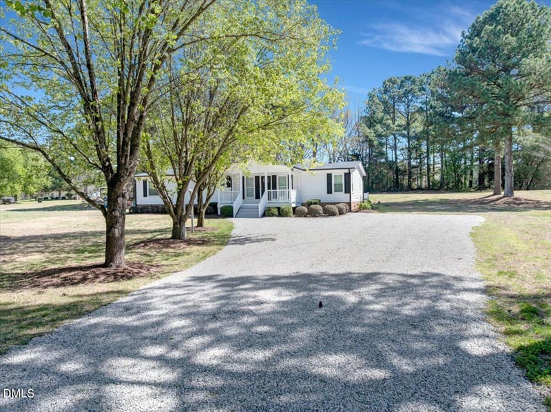 130 Cooley Rd, Youngsville, NC 27596
