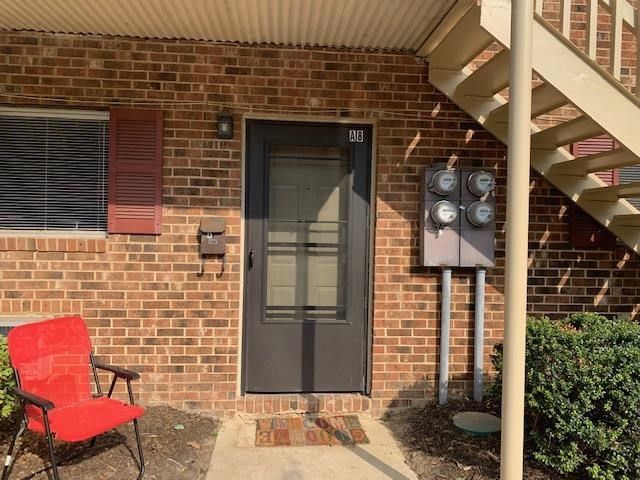 130 S Estes Dr #A-8, Chapel Hill, NC 27514
