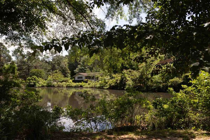 130 S Estes Dr #B-7, Chapel Hill, NC 27514