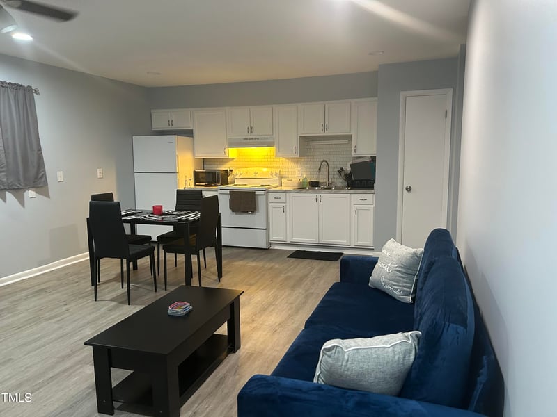 130 Estes Dr #C-5, Chapel Hill, NC 27514