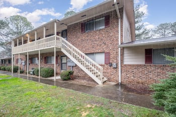 130 Estes Dr #F6, Chapel Hill, NC 27514