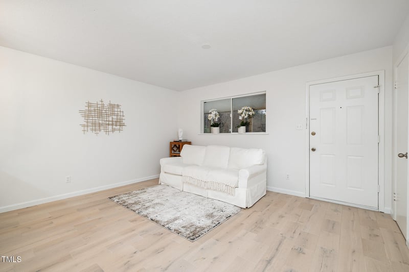 130 Estes Dr #F6, Chapel Hill, NC 27514