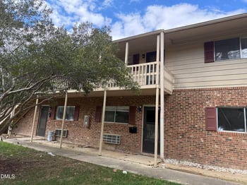 130 Estes Dr #H-12, Chapel Hill, NC 27514