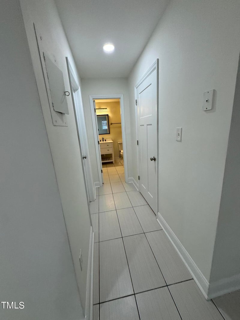 130 Estes Dr #J1, Chapel Hill, NC 27514