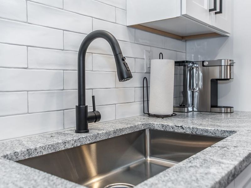 130 S Estes Rd #G1, Chapel Hill, NC 27514