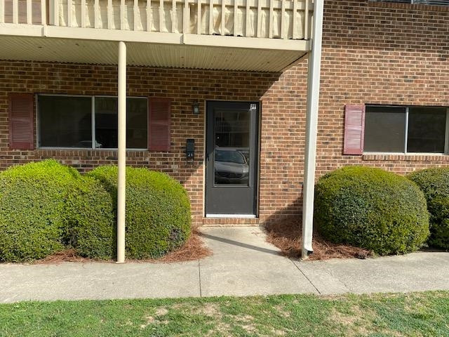 130 Estes Rd #J8, Chapel Hill, NC 27514