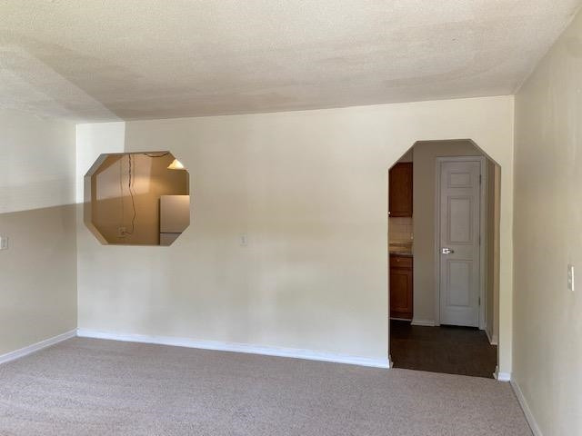 130 Estes Rd #J8, Chapel Hill, NC 27514