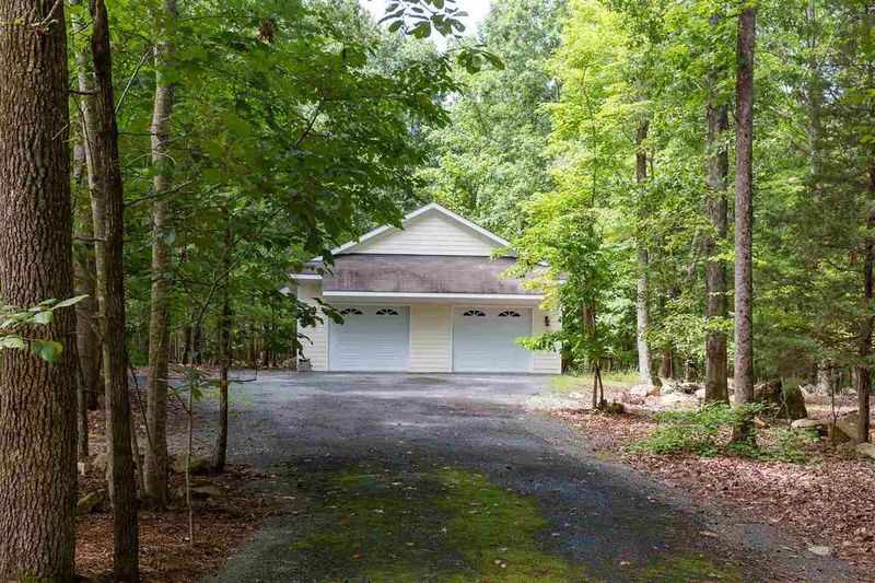 130 Glen Ridge Dr, Chapel Hill, NC 27516