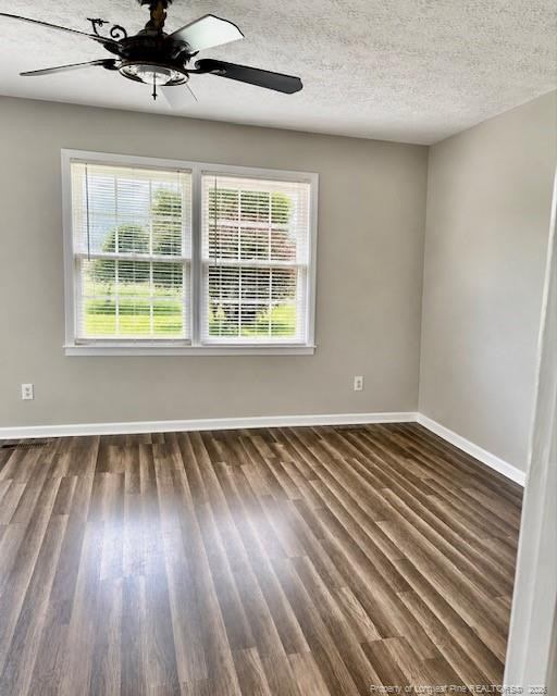 130 Golf Dr, Fayetteville, NC 28314