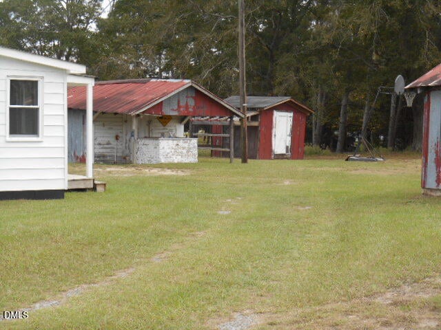 130 Holland Rd, Angier, NC 27501