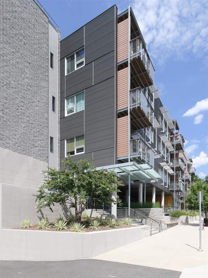 130 Hunt St #305, Durham, NC 27701