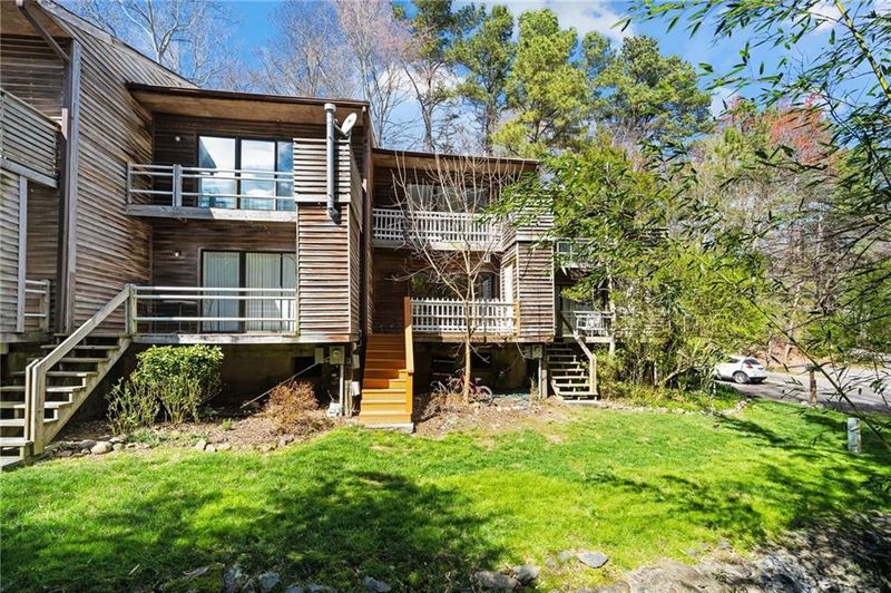 130 E Longview St, Chapel Hill, NC 27516