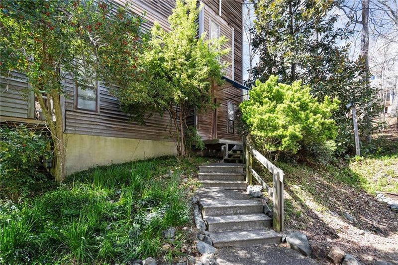 130 E Longview St, Chapel Hill, NC 27516