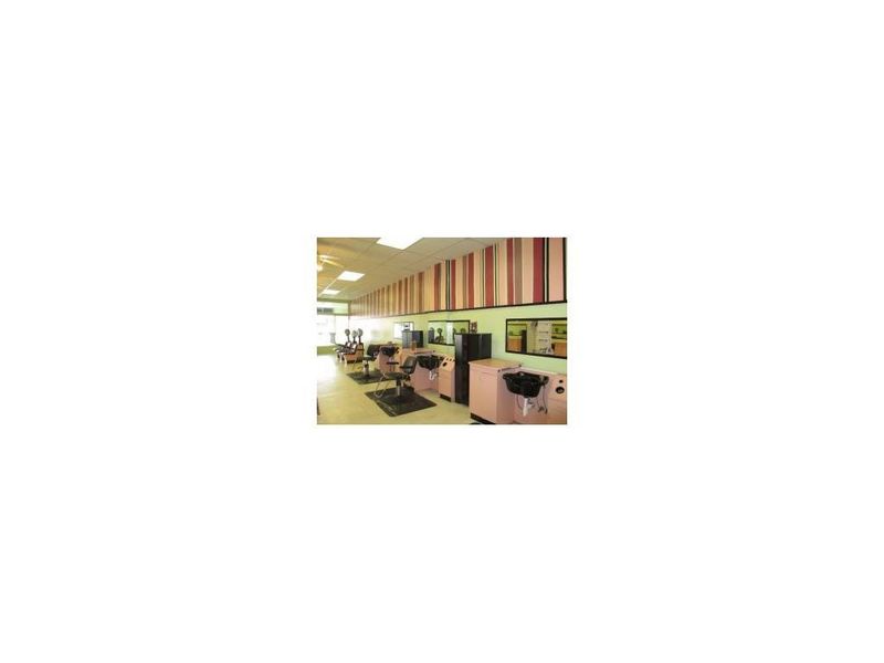 130 N Main St, Graham, NC 27253