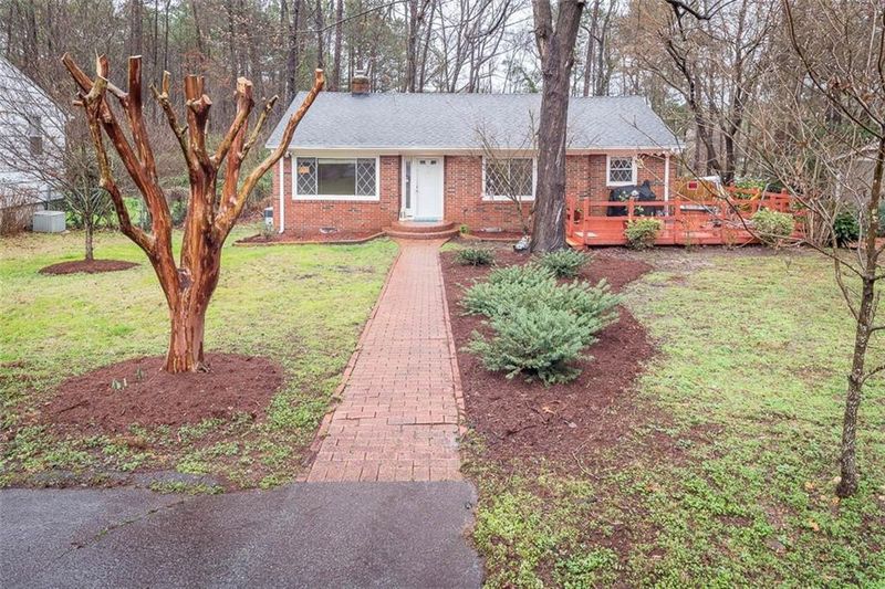 130 Milton Ave, Chapel Hill, NC 27514