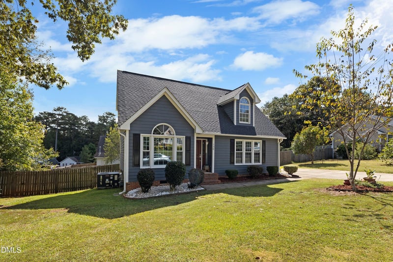 130 Parkhaven Ln, Garner, NC 27529