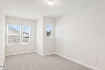 130 Pinnacle Dr, Chapel Hill, NC 27516