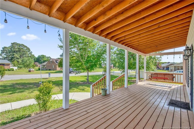 130 Red Robin Dr, Dunn, NC 28334