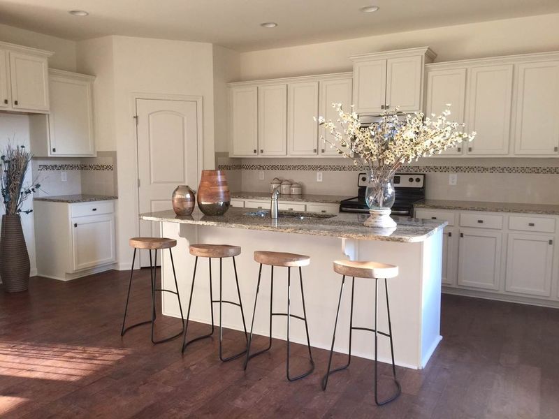 130 Roaring Creek Dr, Garner, NC 27529