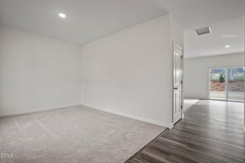 130 S Waterstone Ln, Clayton, NC 27520