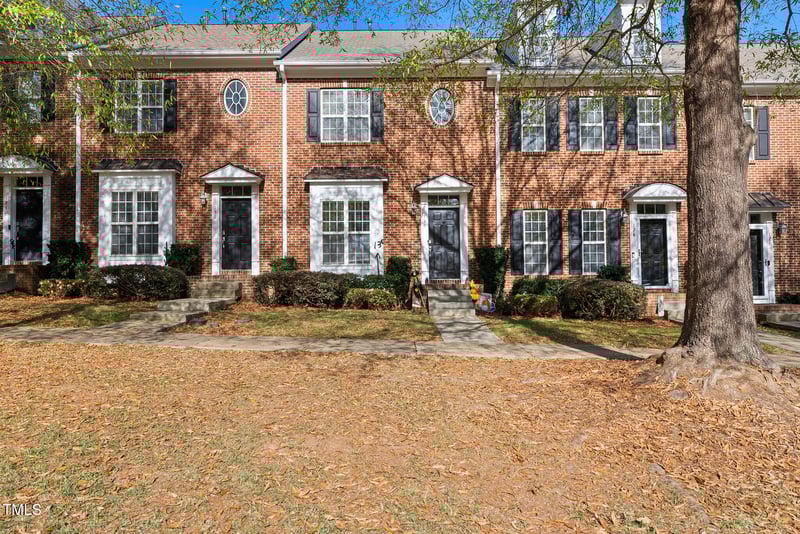 130 Savannah Ridge Rd, Holly Springs, NC 27540