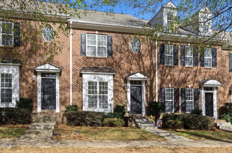 130 Savannah Ridge Rd, Holly Springs, NC 27540