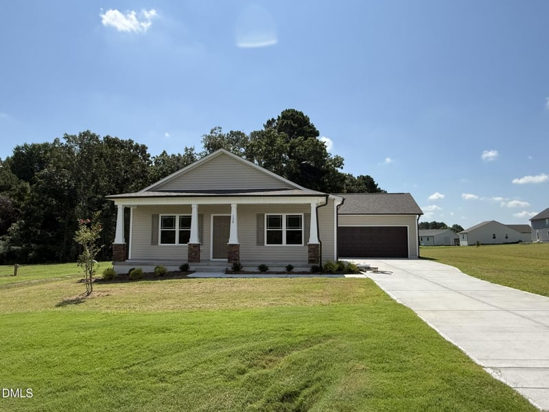 130 Shiloh Dr, Lillington, NC 27546